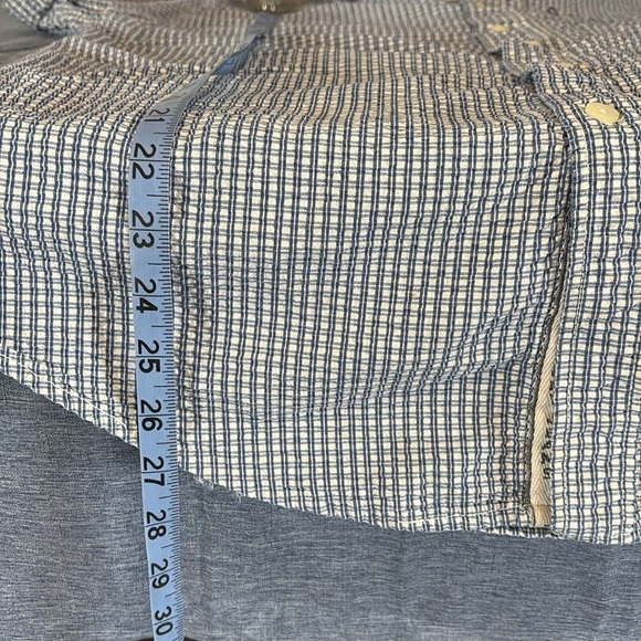 Men’s Tommy Hilfiger Size M Short Sleeved Button Down Shirt - Picture 6 of 6